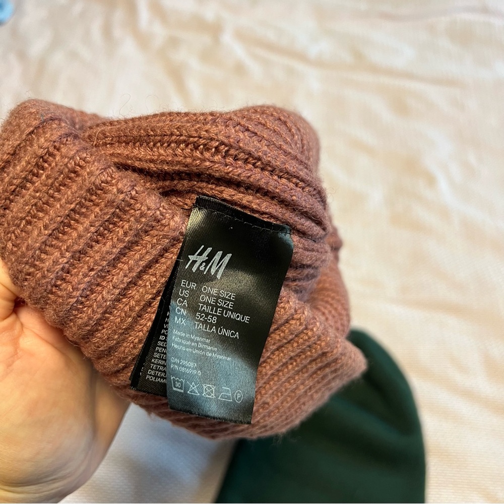 Beanie Bundle - Picture 4 of 6